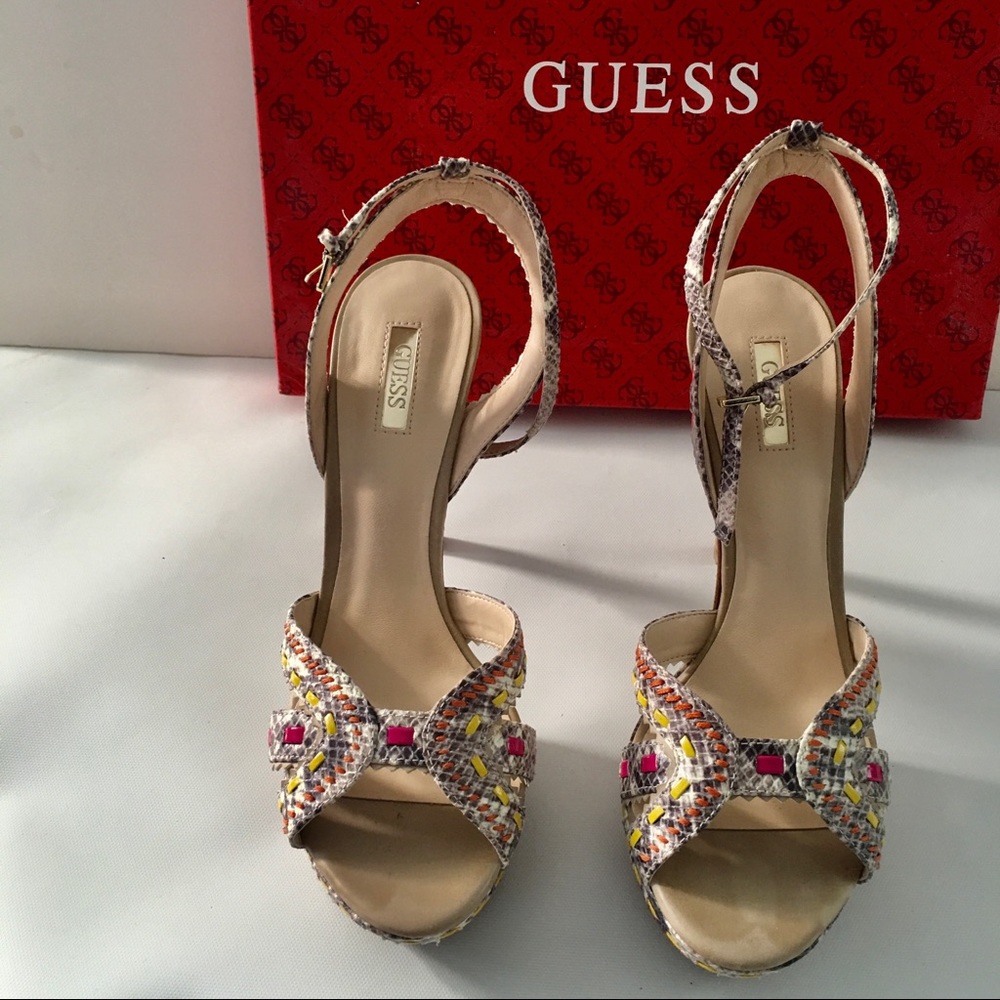 GUESS HIGH HEELS - Picture 2 of 7